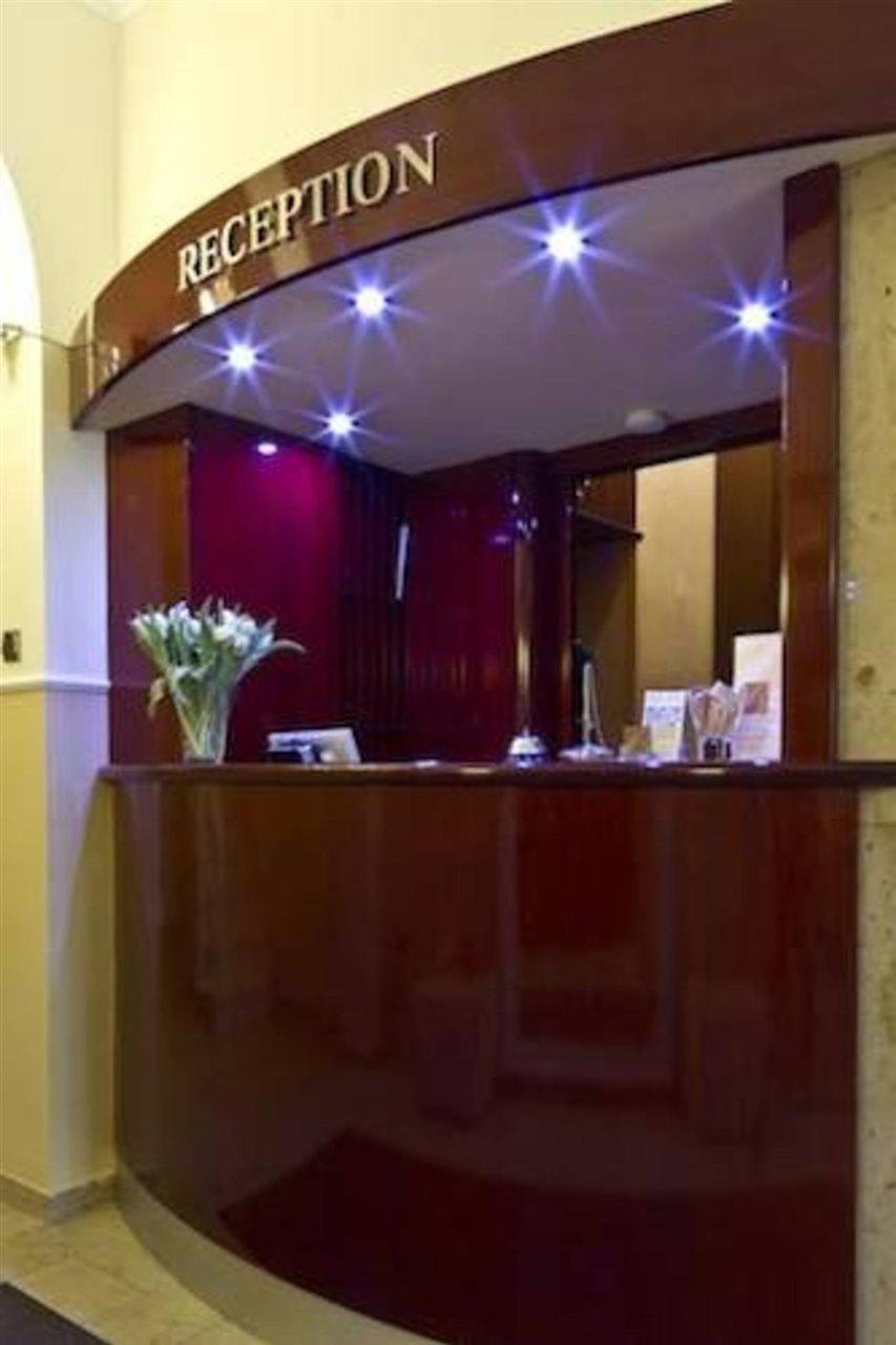 Buchholz Downtown Hotel Colonia Exterior foto